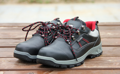 汽配厂需要给员工配备什么安全鞋？